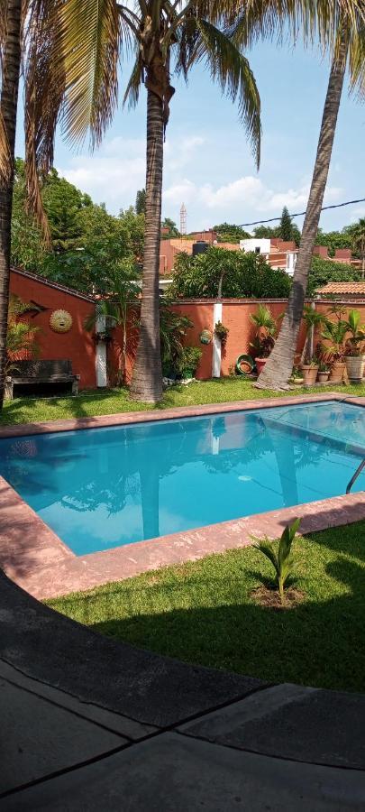 Posada Cocos Куэрнавака Экстерьер фото