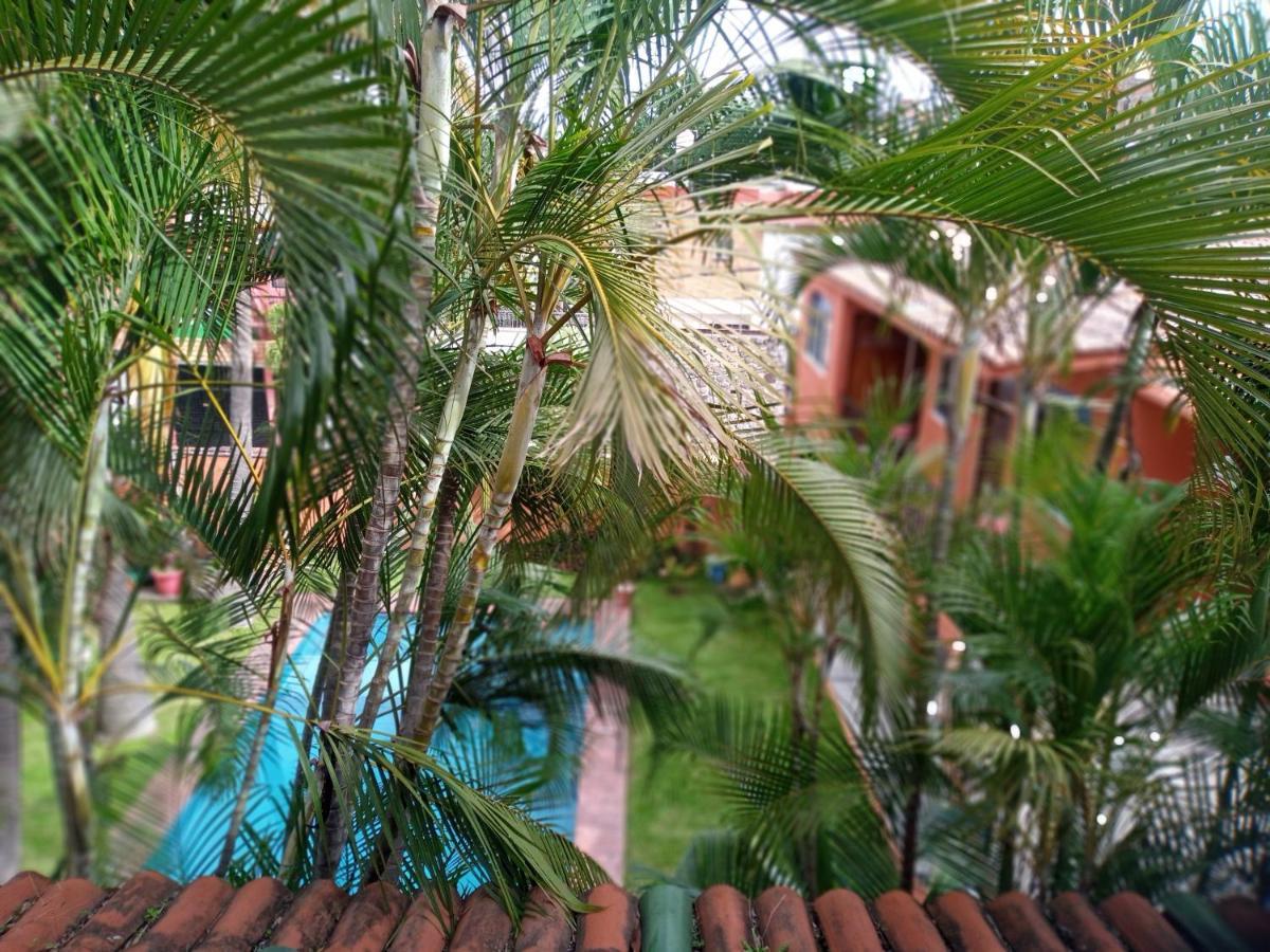 Posada Cocos Куэрнавака Экстерьер фото